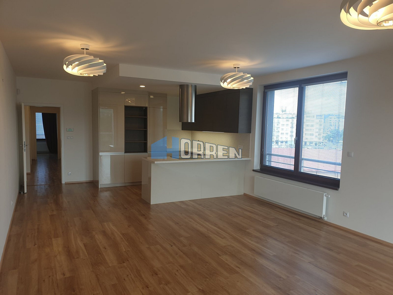 Pronájem bytu 3+kk 92 m² — photo 2