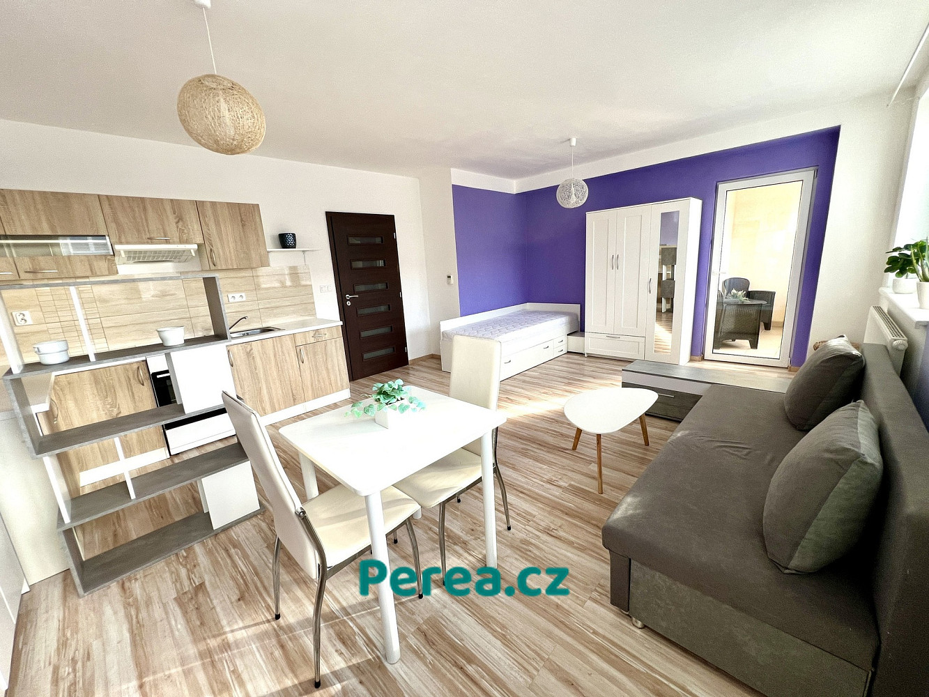 Pronájem bytu 1+kk 38 m² — photo 2