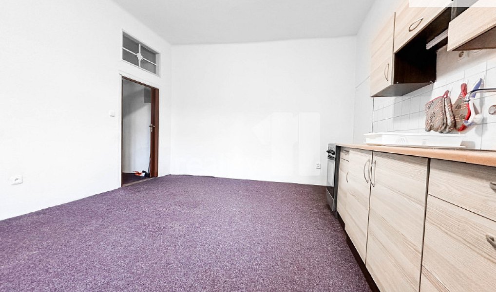 Pronájem bytu 2+1 75 m², Chropyně – náhled fotky 2