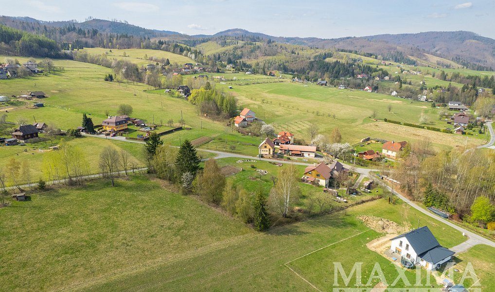 Prodej stavebního pozemku 1 195 m², Dolní Lomná – náhled fotky 12