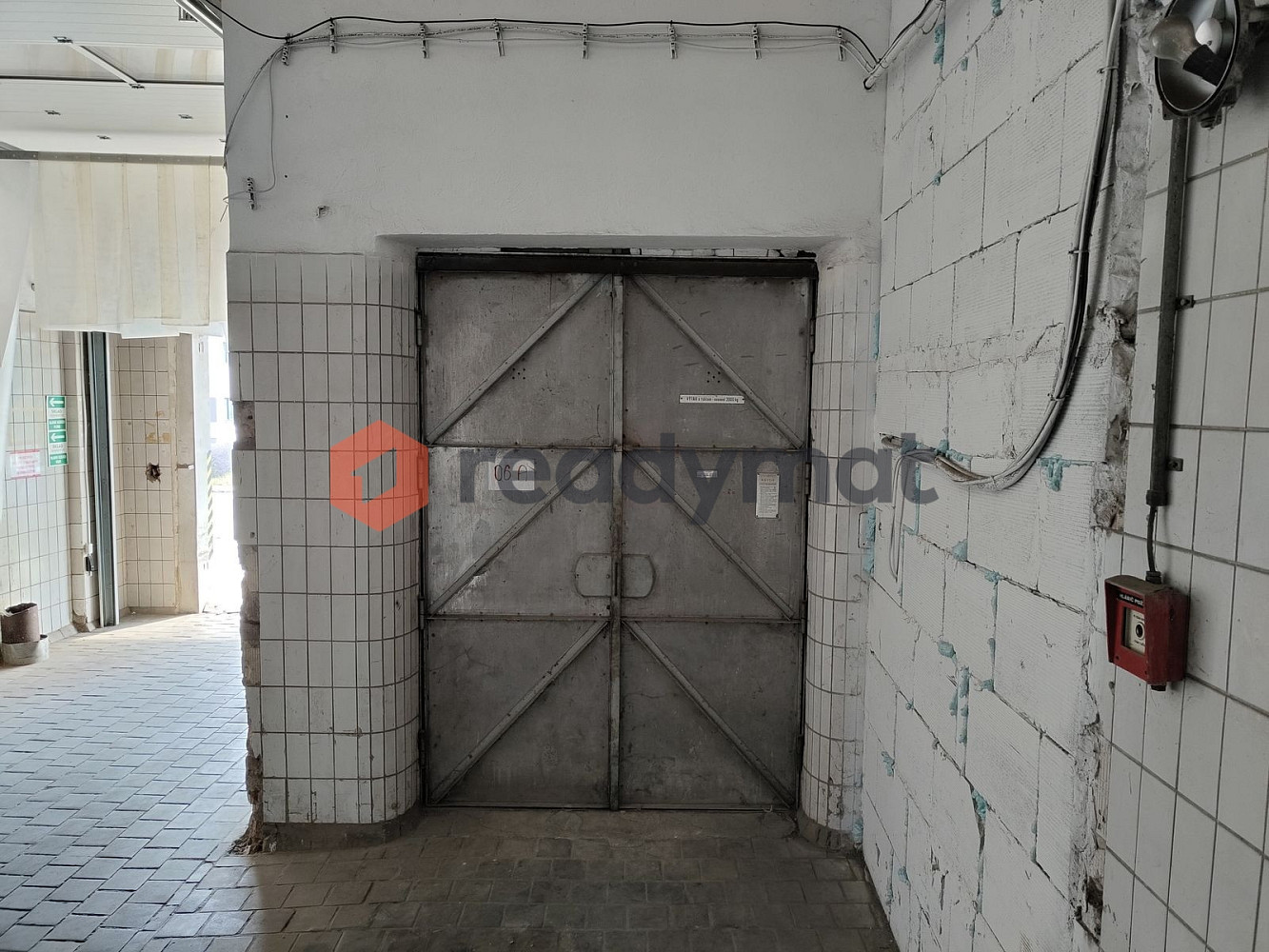 Pronájem komerčního objektu (jiného typu) 144 m² — photo 4
