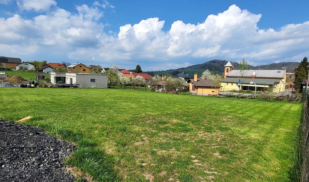 Prodej stavebního pozemku 1 007 m², Lešná – náhled fotky 6