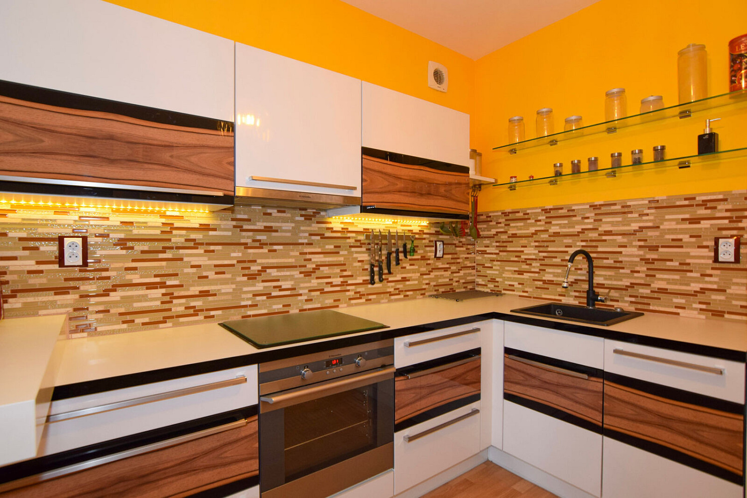Pronájem bytu 2+kk 70 m² – fotografie 5