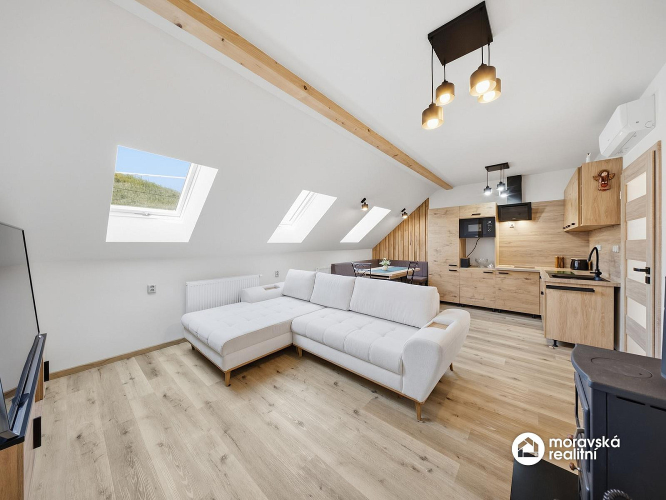 Prodej domu 121 m² s pozemkem 410 m² – fotografie 2