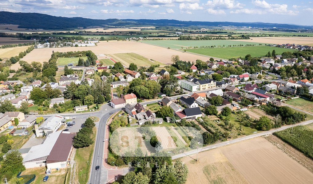 Prodej stavebního pozemku 931 m², Újezd – náhled fotky 14