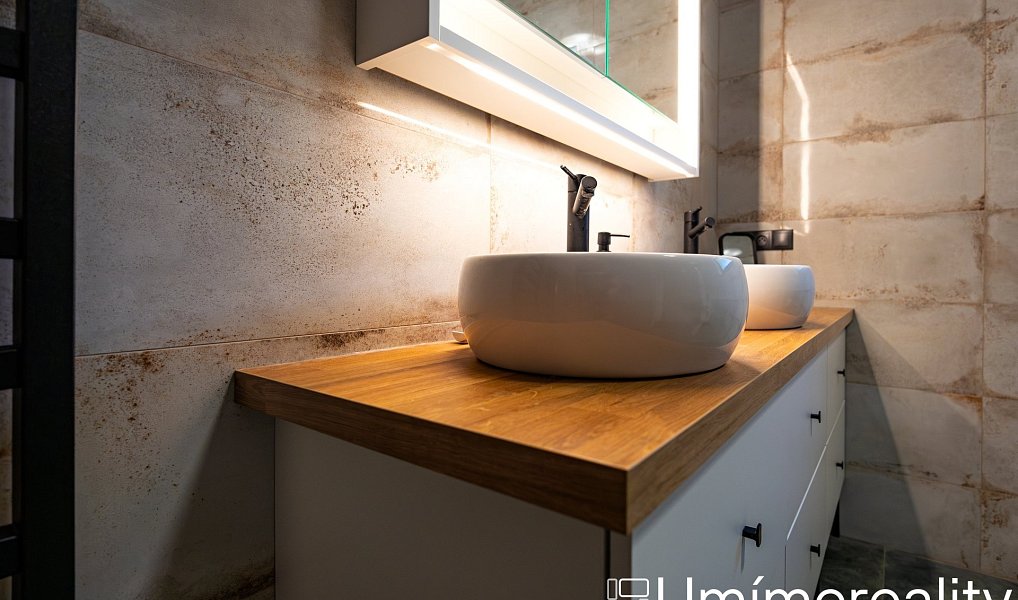 Prodej domu 161 m² s pozemkem 1 704 m², Kařez – náhled fotky 15