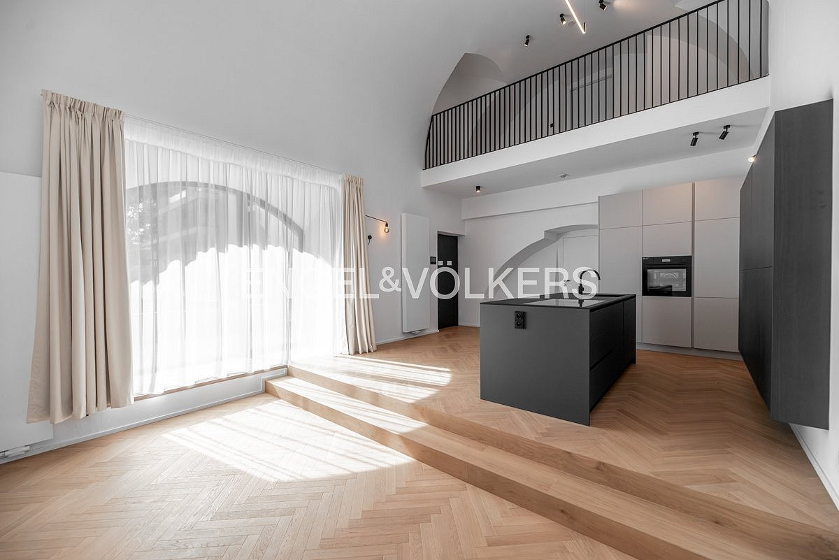 Pronájem bytu 3+kk 113 m²