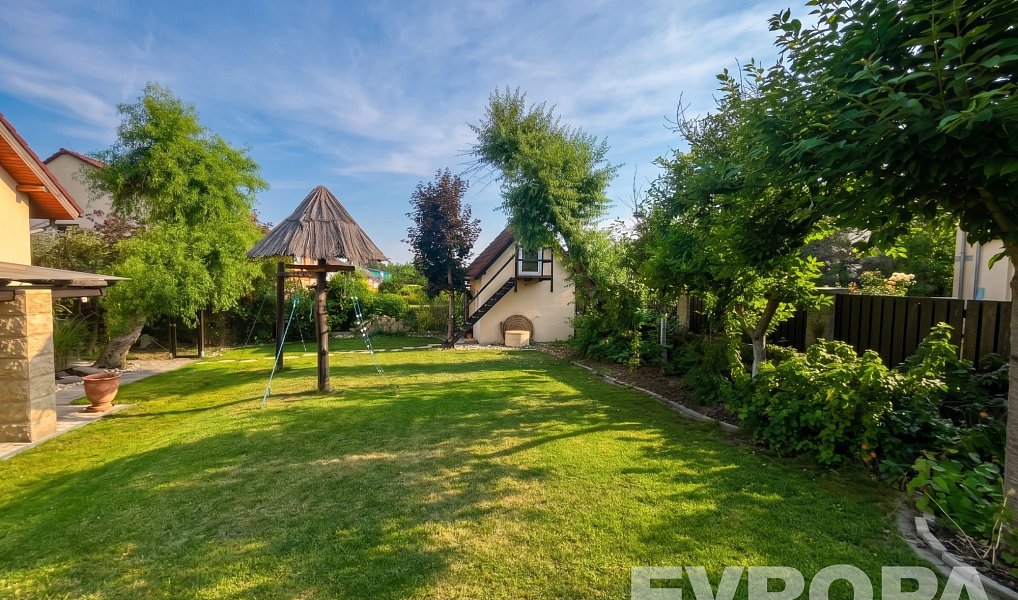 Prodej domu 184 m² s pozemkem 763 m², Líbeznice – náhled fotky 6
