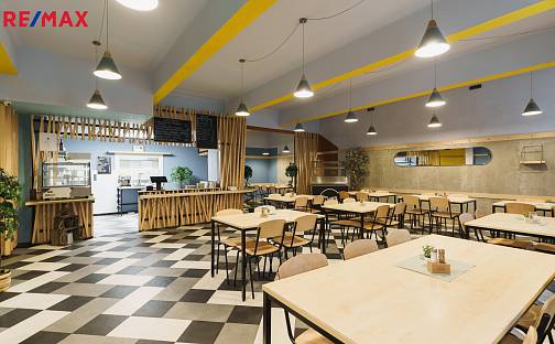 Pronájem restaurace 236 m², Křížová, Praha 5 - Smíchov