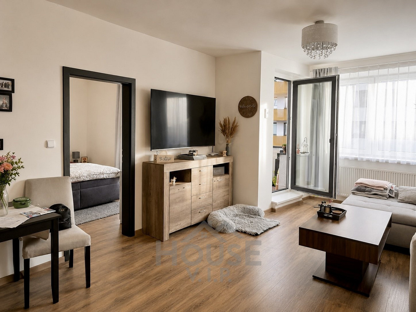 Prodej bytu 2+kk 61 m² — photo 2