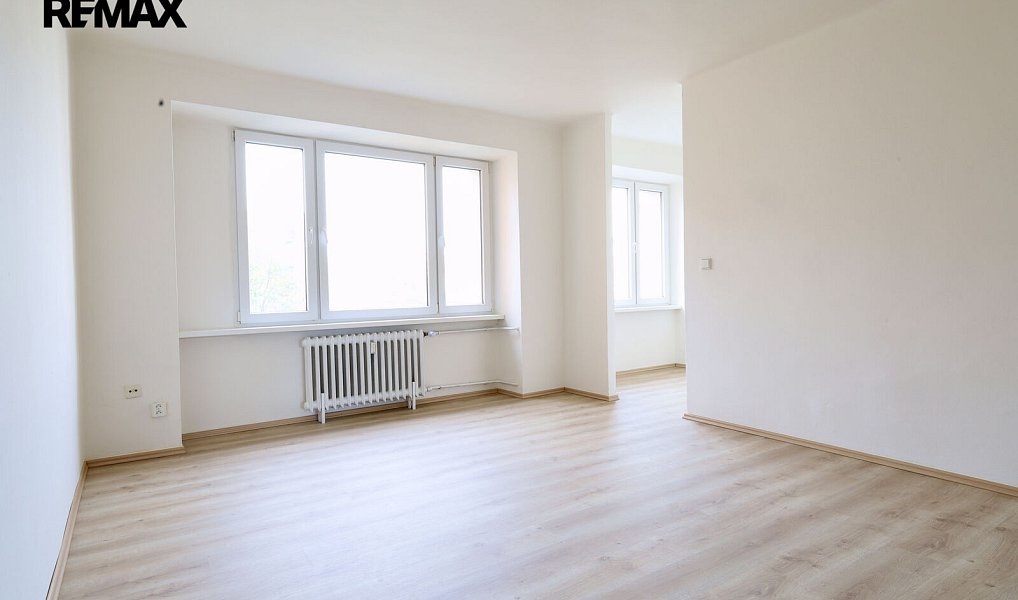 Prodej bytu 3+1 64 m², Praha – náhled fotky 2