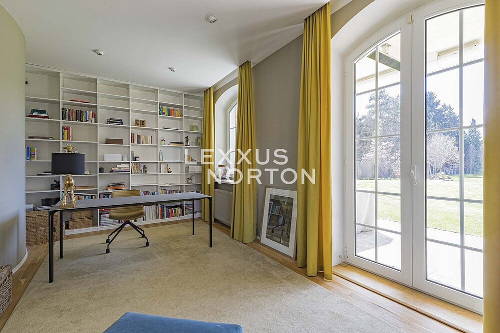 Pronájem domu 719 m² s pozemkem 2 500 m² — photo 5