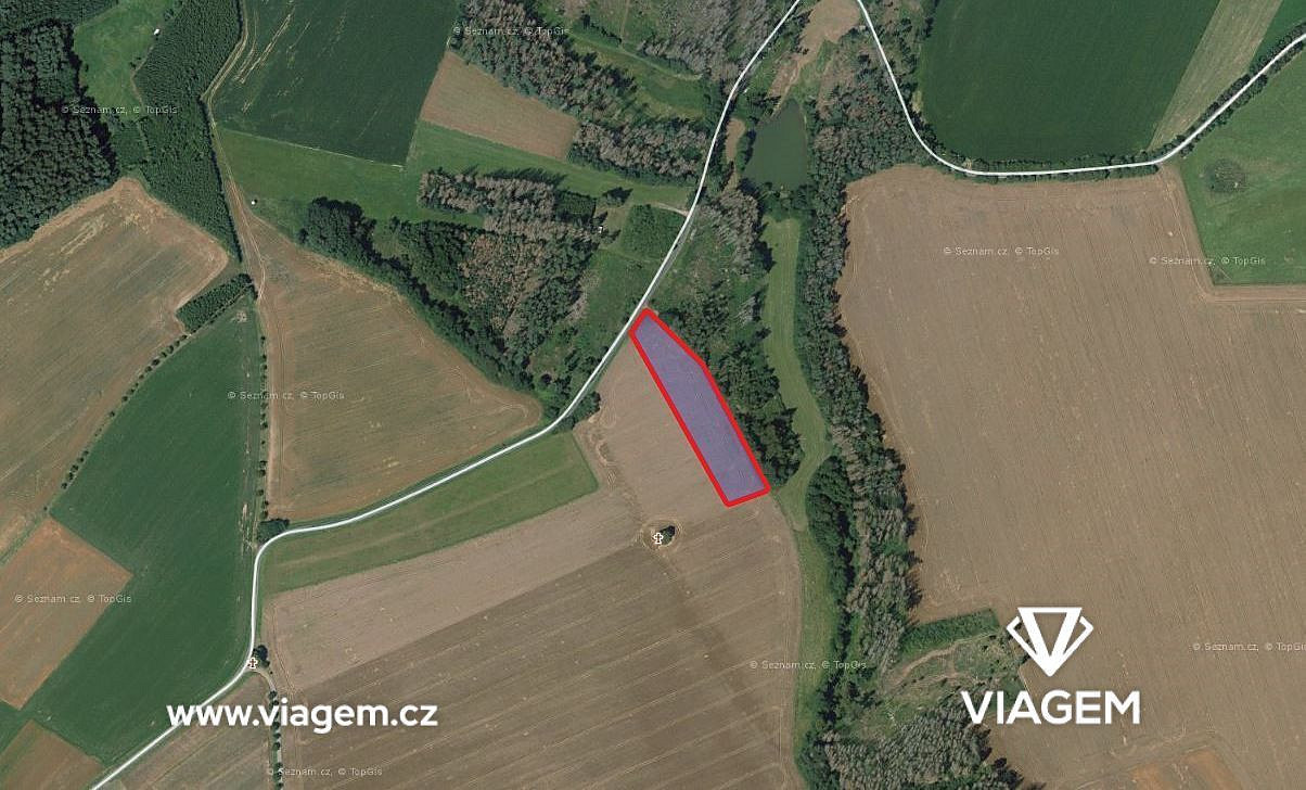 Prodej pole 2 741 m²