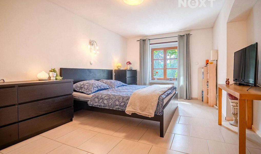 Prodej domu 335 m² s pozemkem 1 532 m², Lhenice – náhled fotky 9