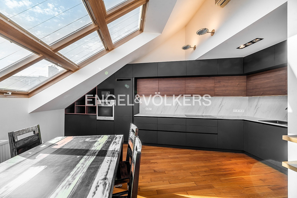 Pronájem bytu 3+kk 102 m² — photo 3