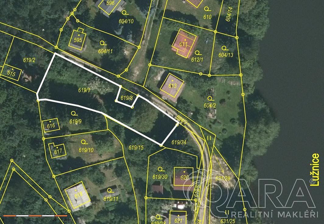 Prodej stavebního pozemku 701 m²