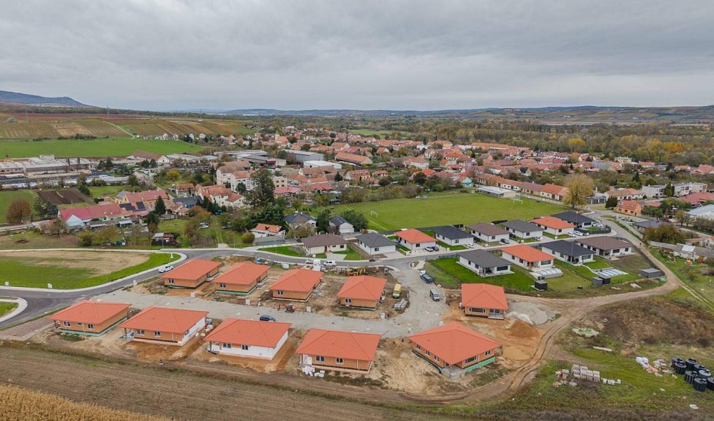 Prodej domu 140 m² s pozemkem 689 m², Bulhary – náhled fotky 11