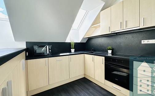 Pronájem bytu 3+kk 82 m², Kvítkovská, Pohořelice, okres Zlín