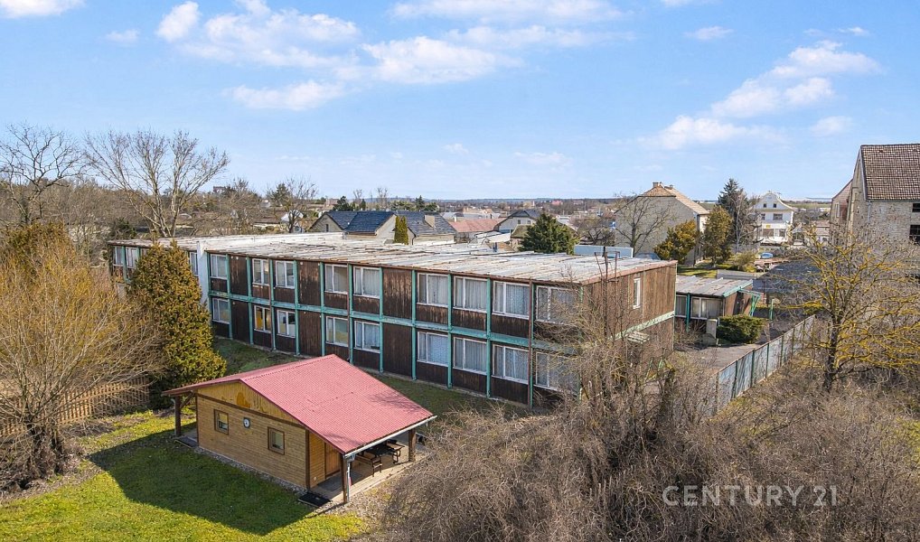 Prodej domu 1 048 m² s pozemkem 2 692 m², Přítluky – náhled fotky 4