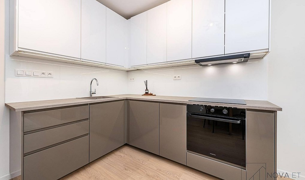 Prodej bytu 4+kk 79 m², Praha – náhled fotky 5