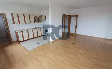 Pronájem bytu 2+kk 64 m², 17. listopadu, Písek - Budějovické Předměstí