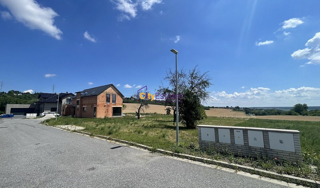 Prodej stavebního pozemku 1 090 m², Dobrovice – náhled fotky 8