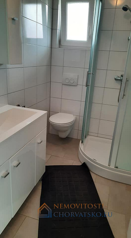 Prodej bytu 1+1 41 m² – pohled 6