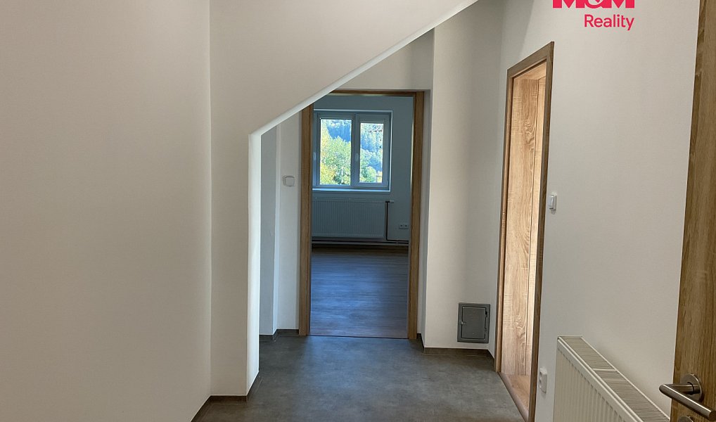 Pronájem bytu 3+kk 80 m², Železný Brod – náhled fotky 7