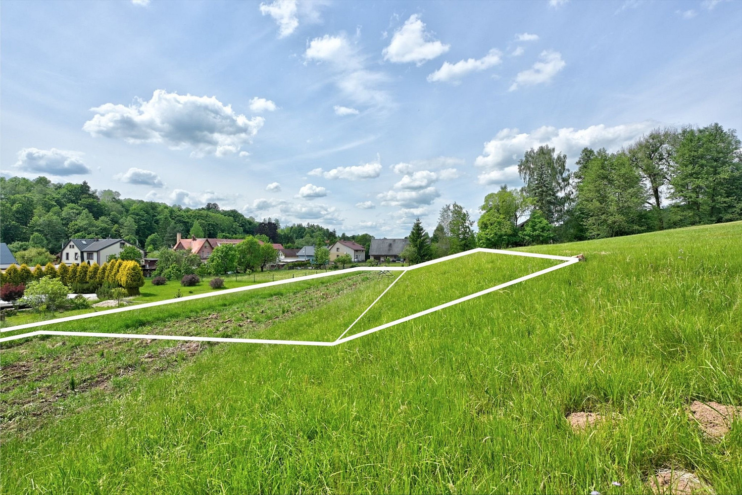 Prodej stavebního pozemku 2 185 m² – fotografie 4