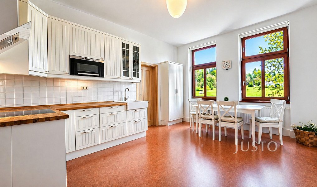 Prodej domu 257 m² s pozemkem 1 742 m², Heřmaň – náhled fotky 18