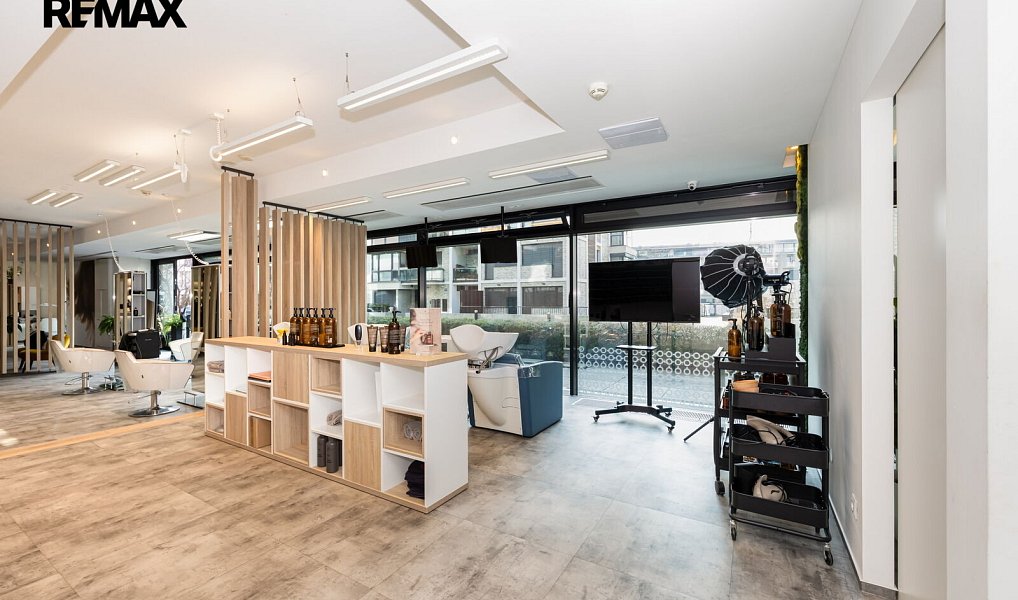 Pronájem obchodních prostor 177 m², Praha – náhled fotky 10