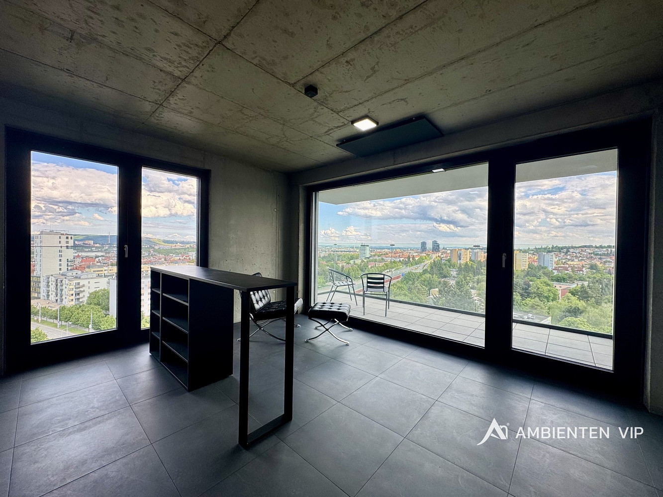 Pronájem bytu 2+kk 48 m² – fotografie 4