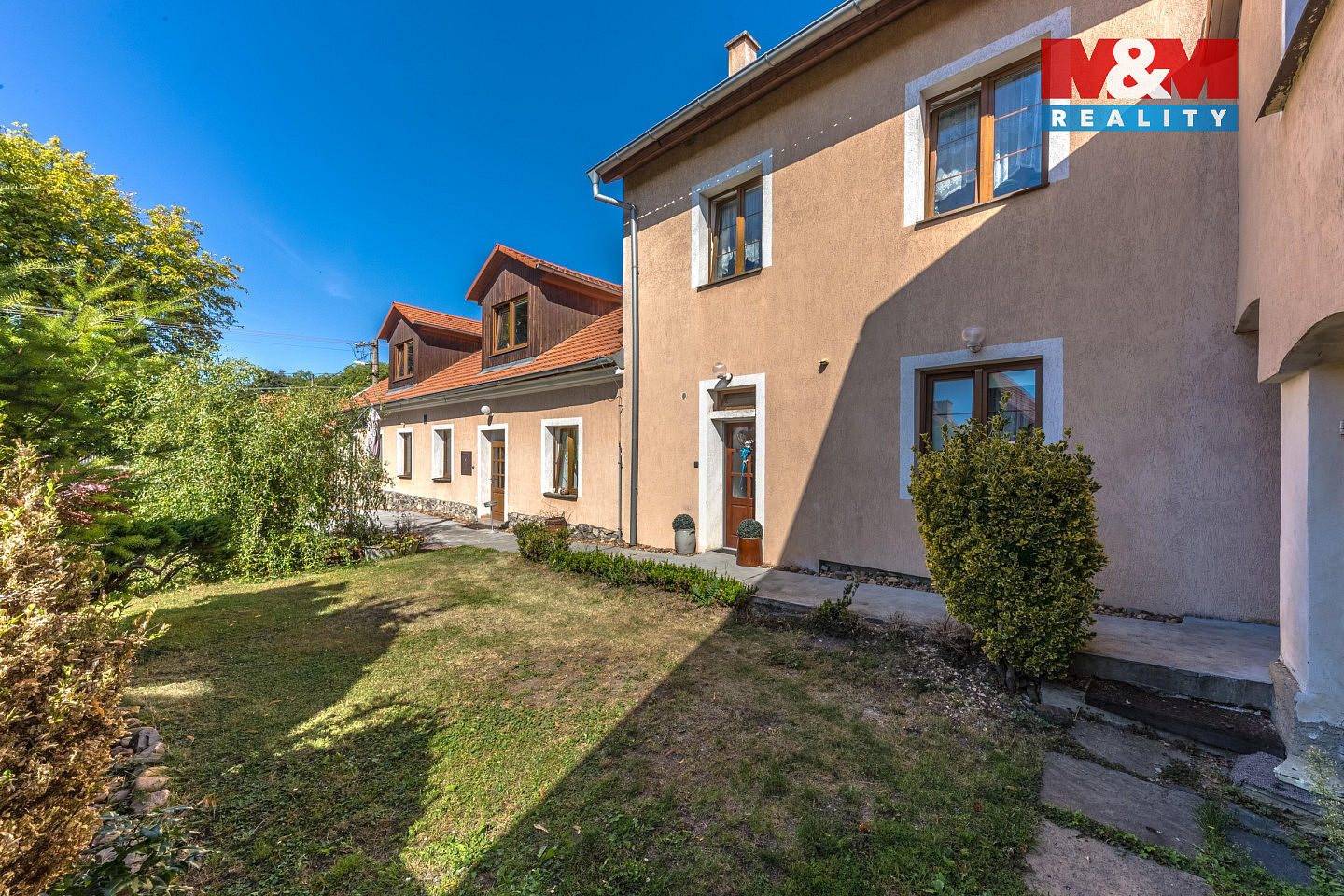 Prodej ubytovacího objektu 1 015 m² — photo 4