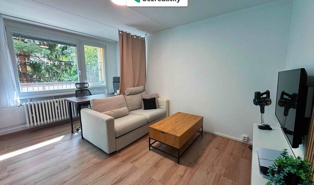 Prodej bytu 1+kk 26 m², Praha – náhled fotky 9