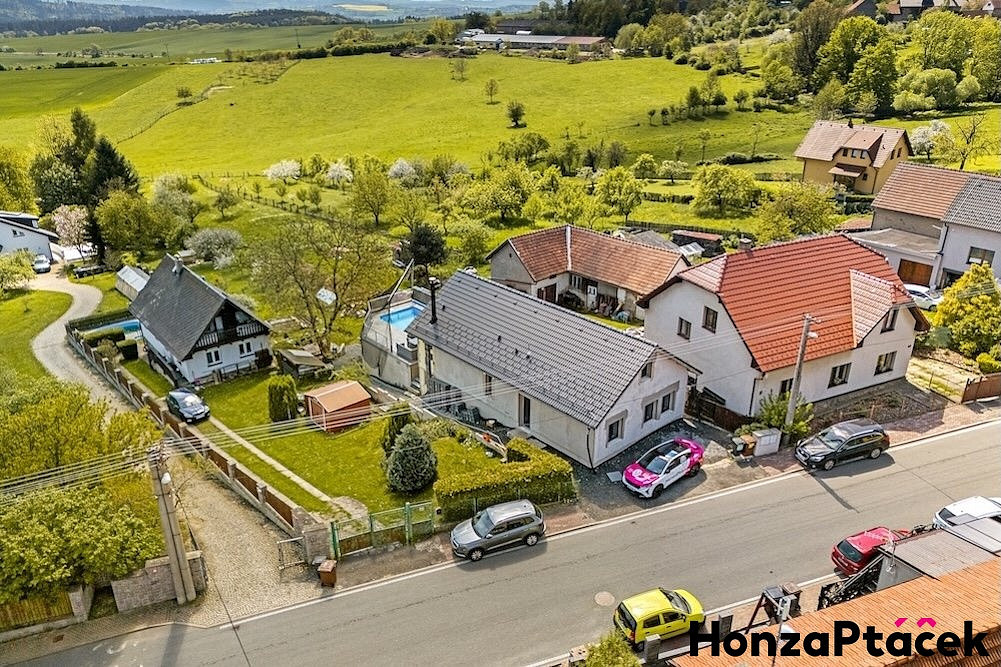 Prodej domu 159 m² s pozemkem 1 055 m² — photo 2
