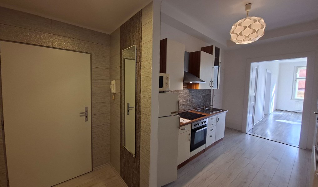 Pronájem bytu 3+1 100 m², Praha – náhled fotky 11