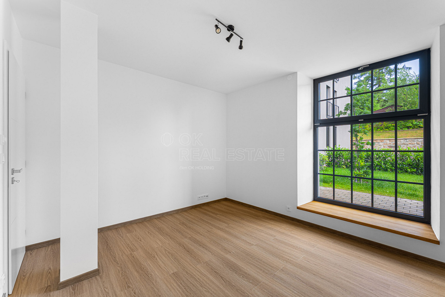 Pronájem bytu 2+kk 68 m² — photo 5