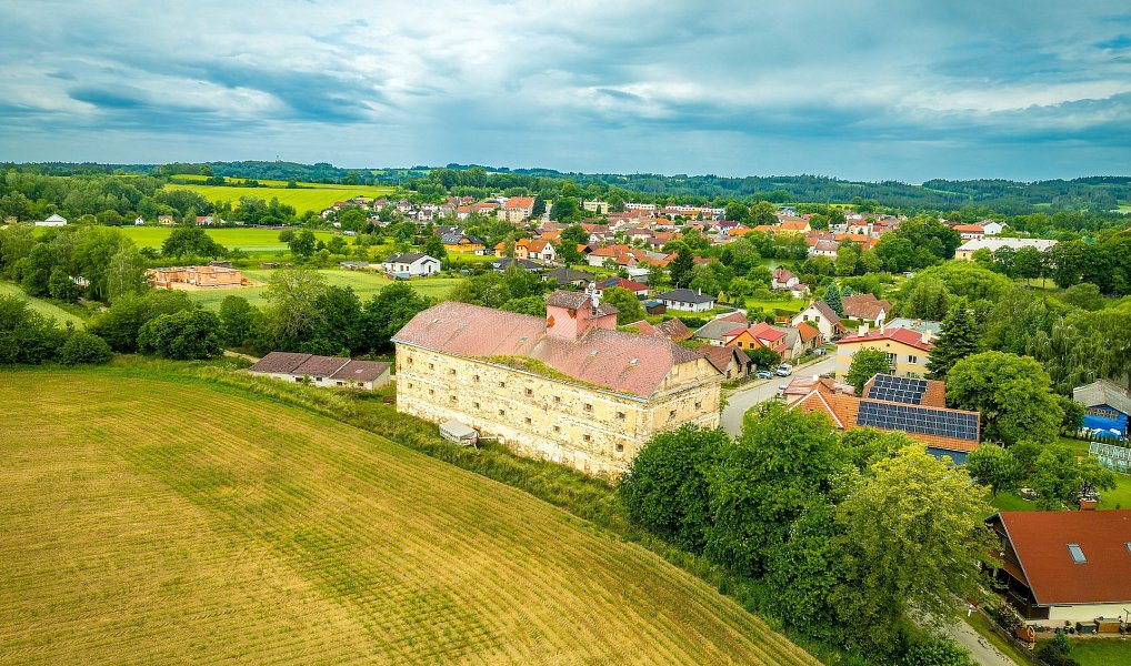Prodej zemědělského objektu 1 137 m², Božejov – náhled fotky 11