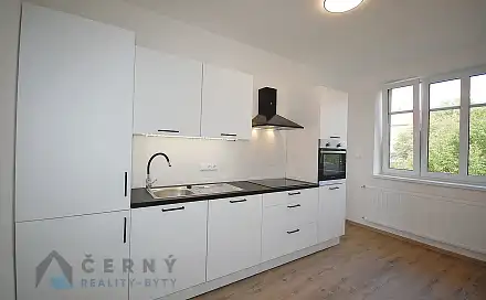 Pronájem bytu 3+1 83 m², Husova, Liberec - Liberec V-Kristiánov