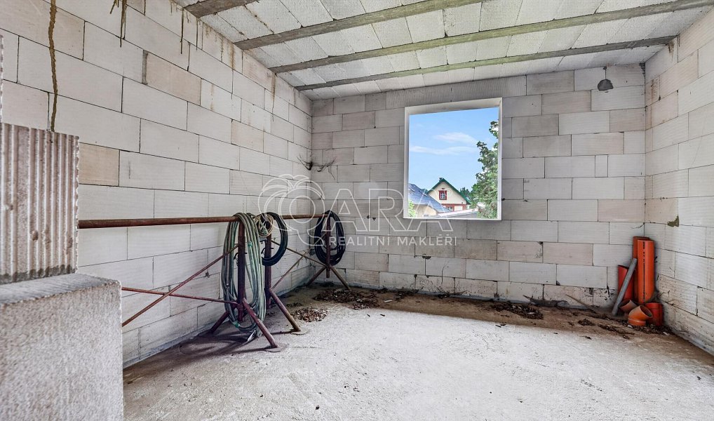 Prodej domu 170 m² s pozemkem 612 m², Lišany – náhled fotky 14