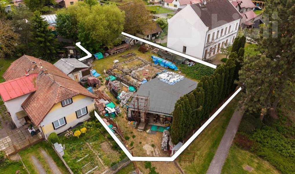 Prodej domu 400 m² s pozemkem 1 405 m², Hulice – náhled fotky 2