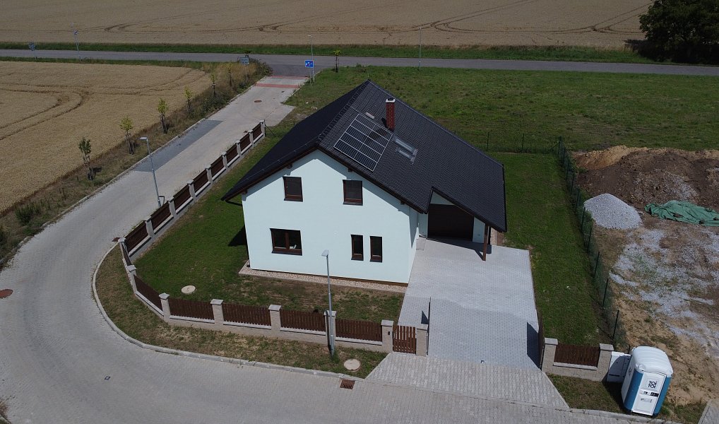 Prodej domu 173 m² s pozemkem 600 m², Hrušov – náhled fotky 2