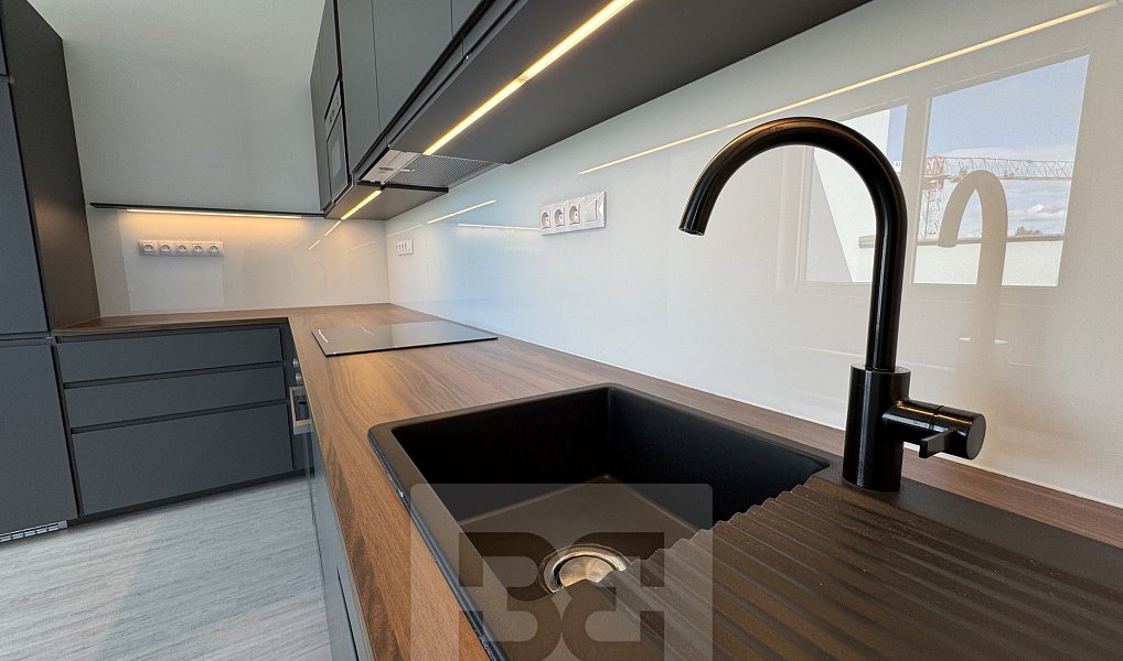 Pronájem bytu 3+kk 90 m², Brno – náhled fotky 2