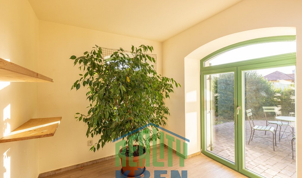 Prodej domu 212 m² s pozemkem 383 m², Praha – náhled fotky 16