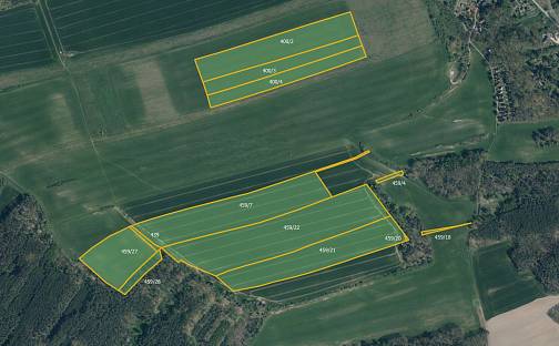 Prodej pole 261 982 m², Lhotka, okres Mělník