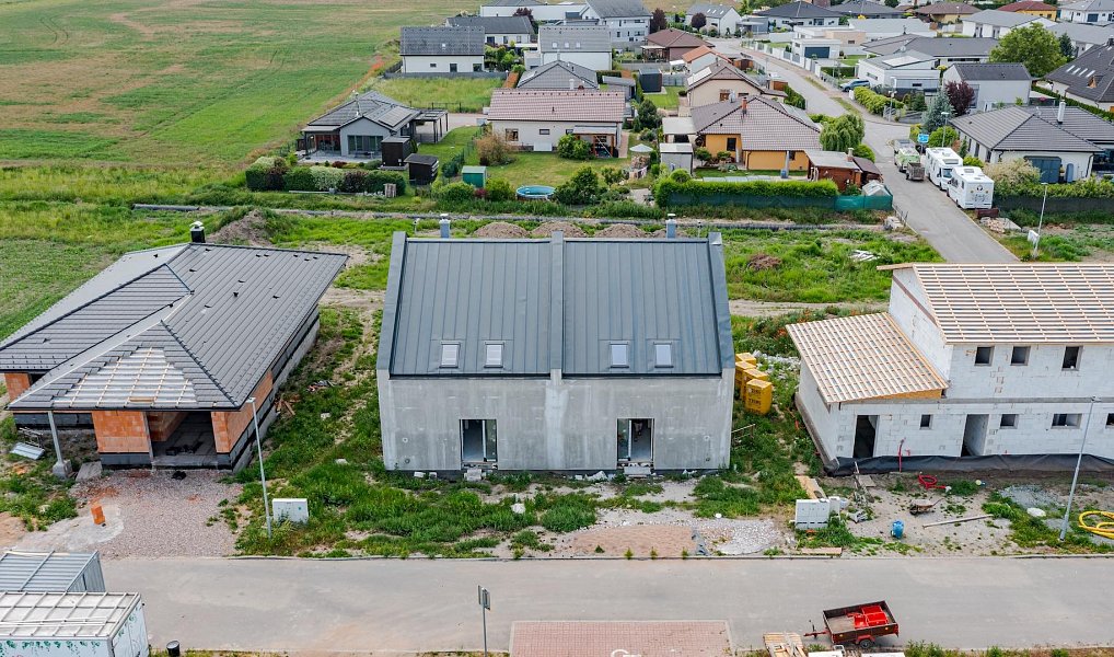 Prodej domu 136 m² s pozemkem 428 m², Pardubice – náhled fotky 24