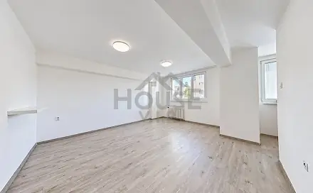 Prodej bytu 2+1 54 m², U zastávky, Praha 4 - Modřany