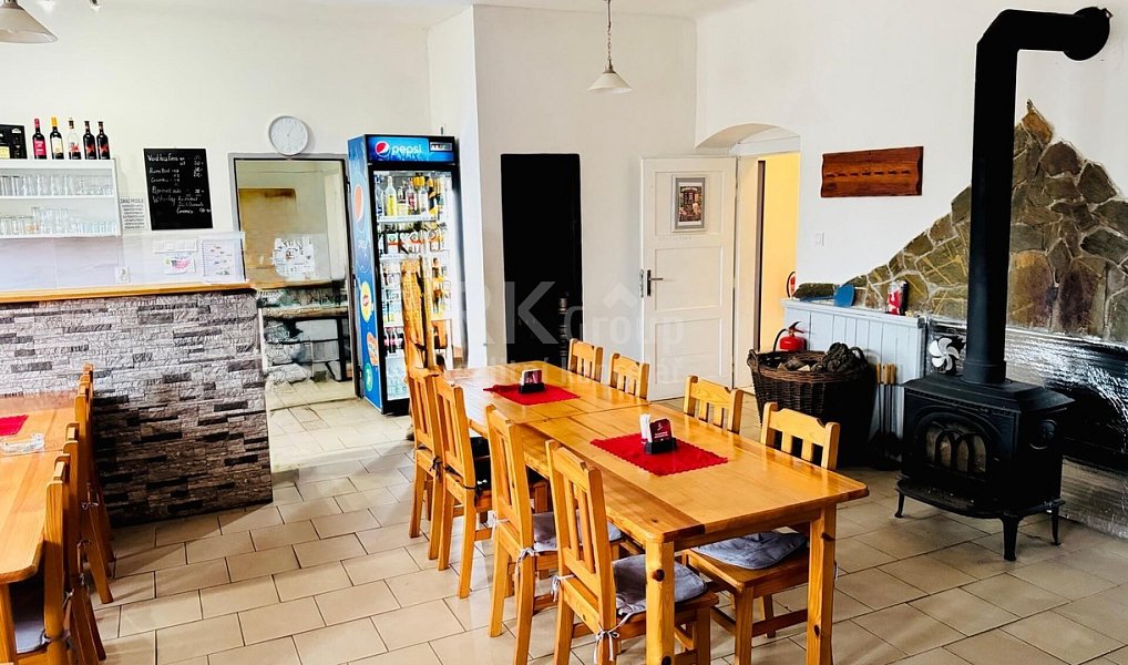 Prodej domu 260 m² s pozemkem 1 056 m², Lipová – náhled fotky 4