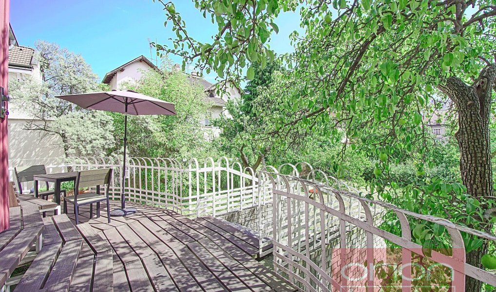 Prodej domu 392 m² s pozemkem 788 m², Praha – náhled fotky 3