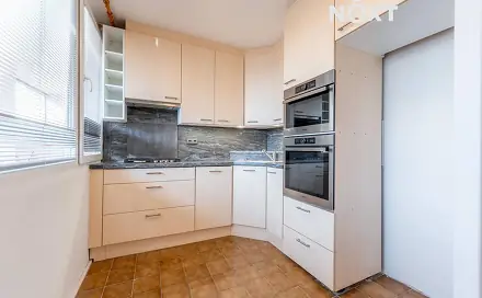 Prodej bytu 3+1 70 m², Petrohradská, Kladno